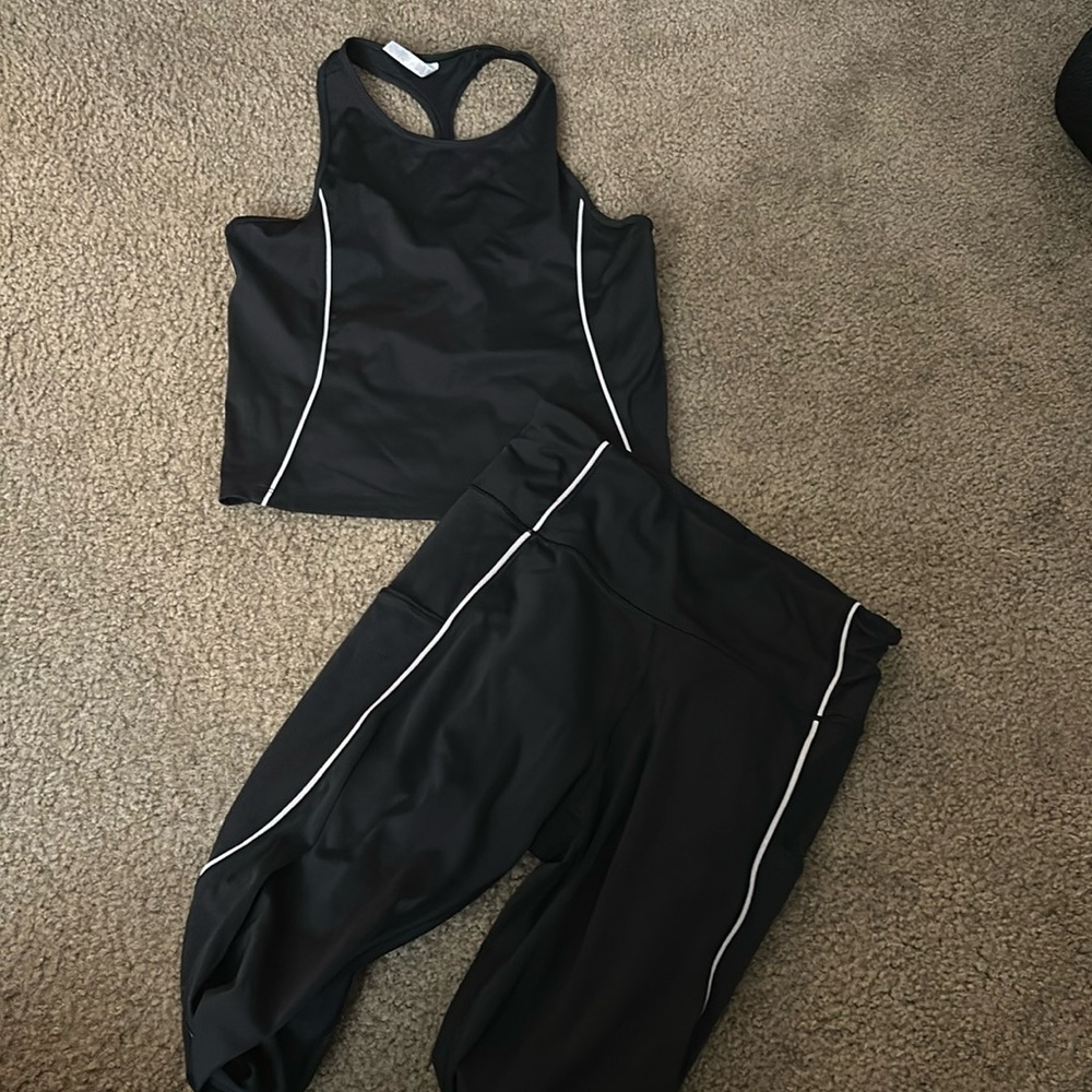 ATHLETA Lightning Tank g Leggings MATCHING SET in Supersonic Black Sz M